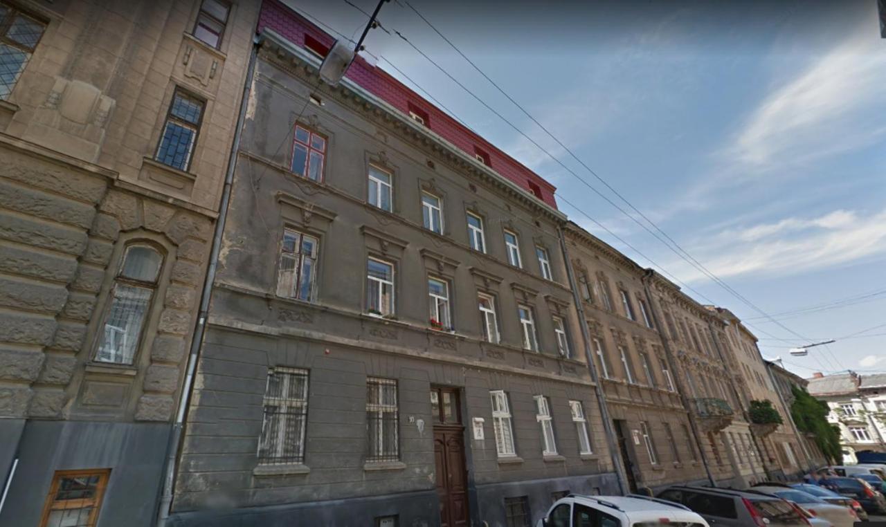 Designer Apartment In The Center Lviv Ngoại thất bức ảnh